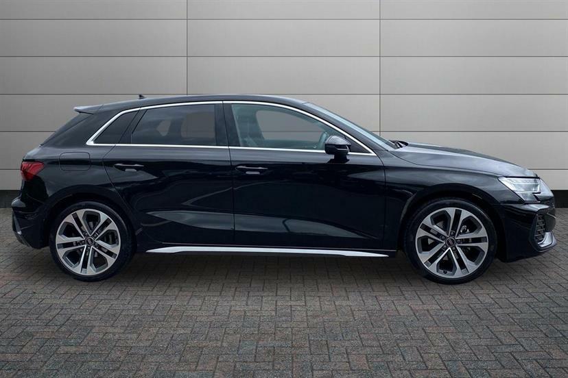 Audi A3 35 Tfsi S Line S Tronic KM74LTF Black #4