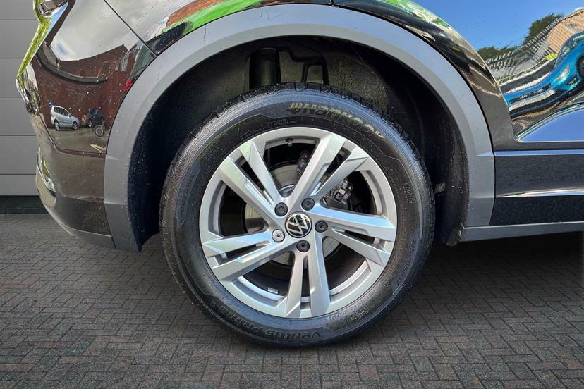 Volkswagen T-Roc 1.5 Tsi R-line Dsg ML75YHA Black #5