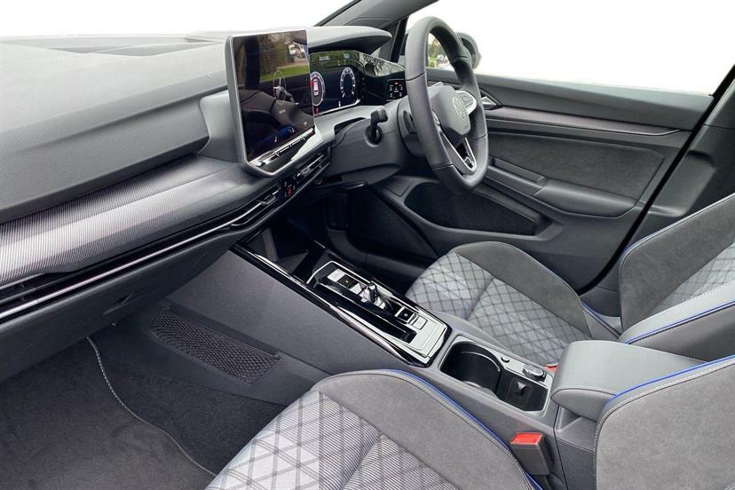 Volkswagen Golf 1.5 Etsi 150 Black Edition Dsg DY26USU Black #2