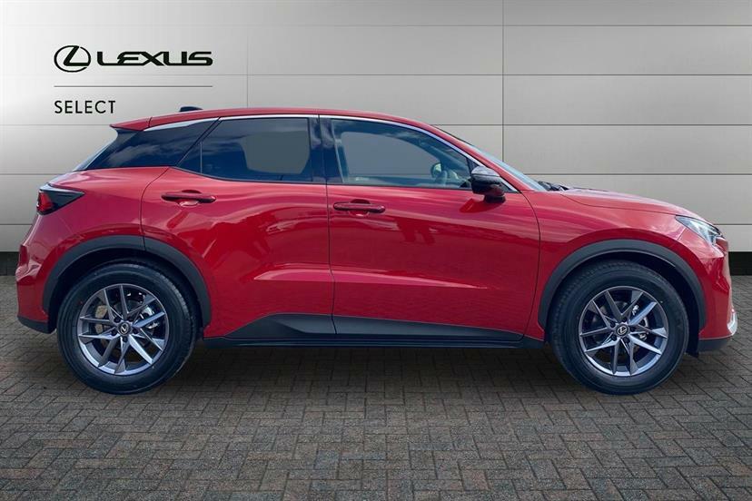 Lexus LBX 1.5 Premium E-cvt RV26WUJ #4