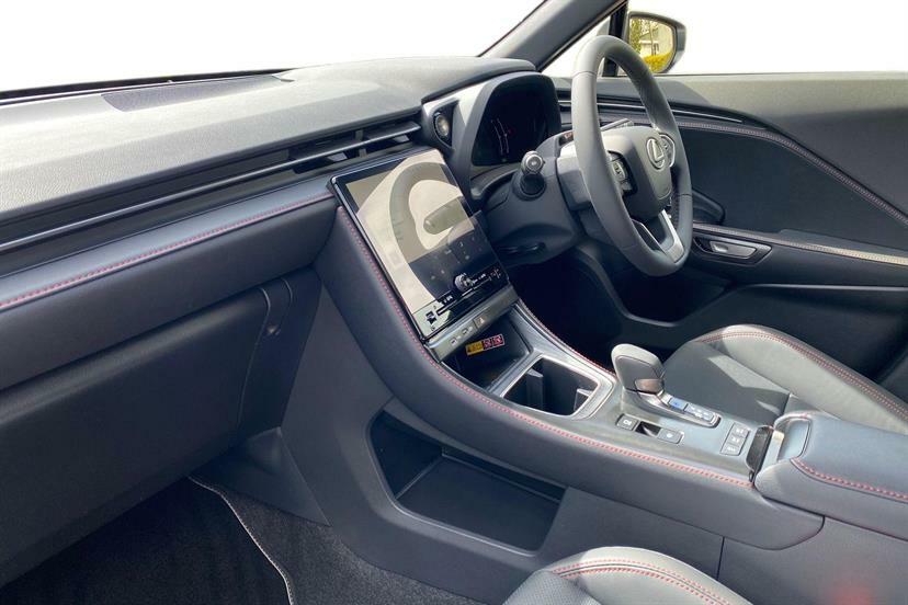 Lexus LBX 1.5 Premium E-cvt RE26VMM White #2