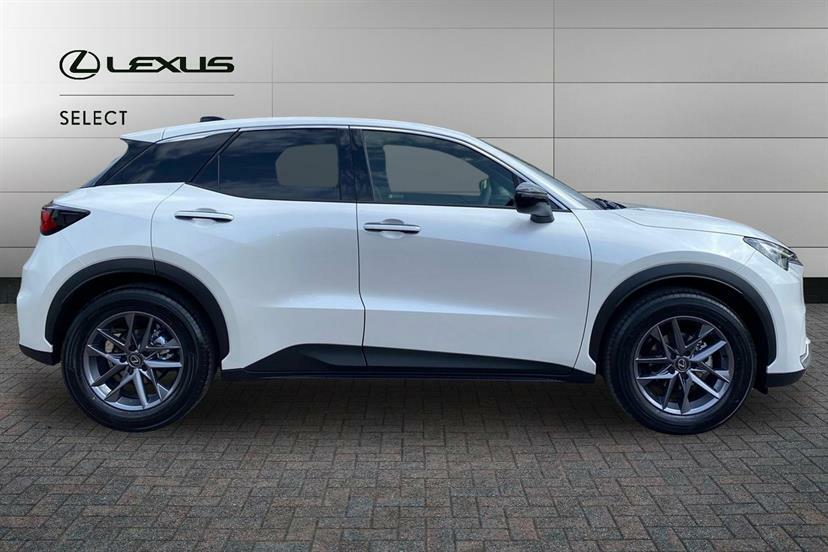 Lexus LBX 1.5 Premium E-cvt RE26VMM White #4