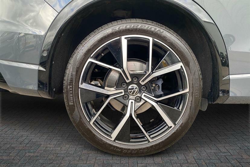 Volkswagen Tiguan 1.5 Etsi 150 R-line Dsg MT74EUU Grey #5