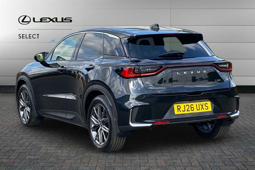 Lexus LBX 1.5 Premium Plus E-cvt Black #3