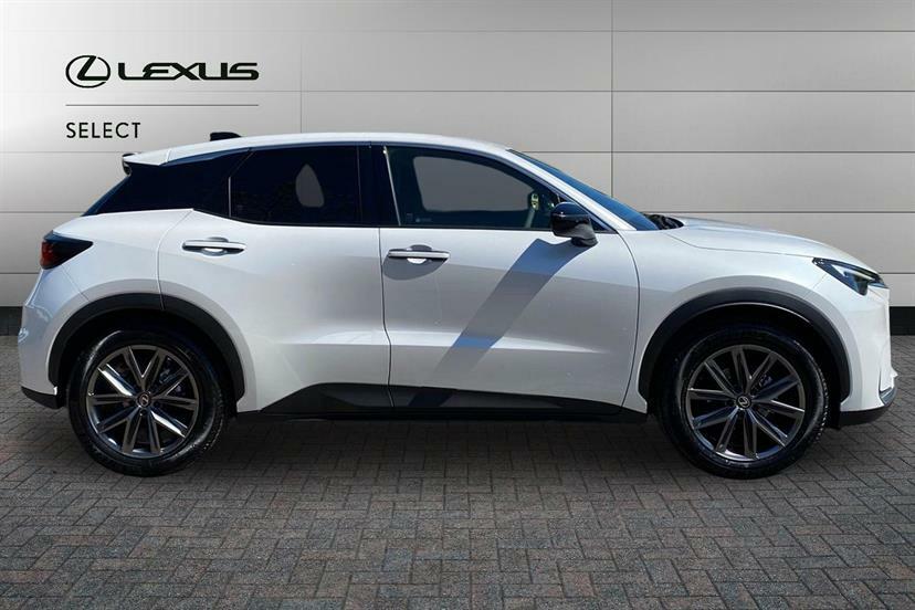 Lexus LBX 1.5 Premium Plus E-cvt White #4