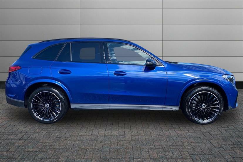 Mercedes-Benz GLC Class 300E 4Matic Urban Edition 9G-tronic FV74WPR Blue #3