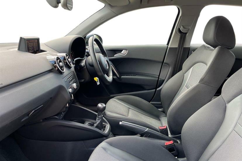Audi A1 1.2 Tfsi Sport Black #2