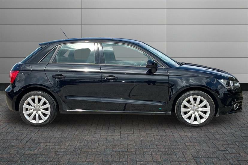 Audi A1 1.2 Tfsi Sport Black #4