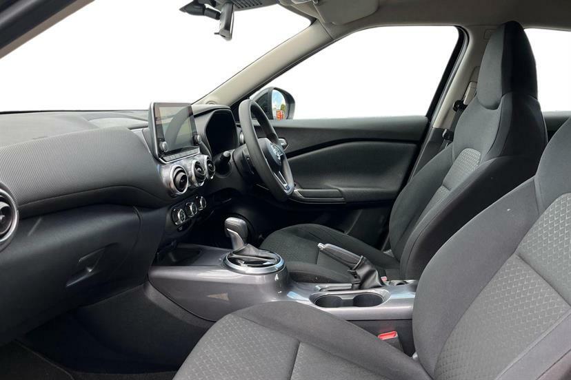 Nissan Juke 1.0 Dig-t 114 Acenta Dct LN22LVT Black #2