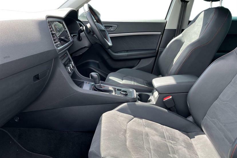 Seat Ateca 1.5 Tsi Evo Fr Dsg YC23ZFW White #2