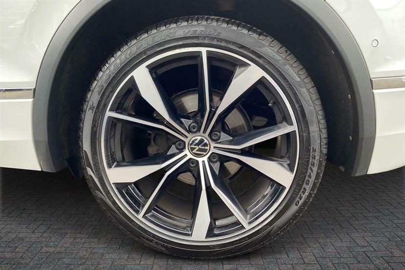 Volkswagen Tiguan 2.0 Tdi 4Motion R-line Dsg WN23TDX White #5