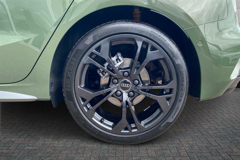 Audi A3 1.5 Tfsi 116 S Line S Tronic Tech Pack Pro LN26NXM Green #5