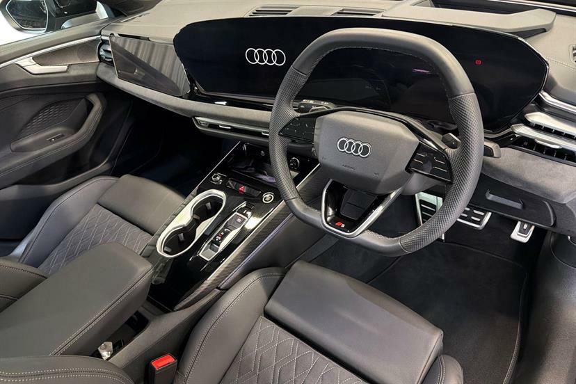 Audi A6 2.0 E-hybrid Quattro 299 Edition 1 S Tronic Black #6