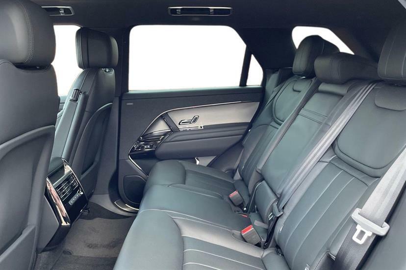 Land Rover Range Rover Sport 3.0 D300 Dynamic Se LA75CDU Black #4