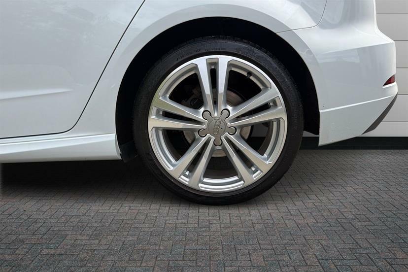 Audi A3 30 Tfsi 116 S Line Tech Pack KN69PZE White #5