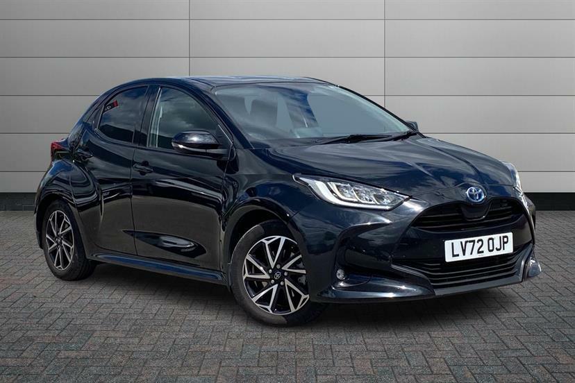 Toyota Yaris 1.5 Hybrid Design Cvt Black