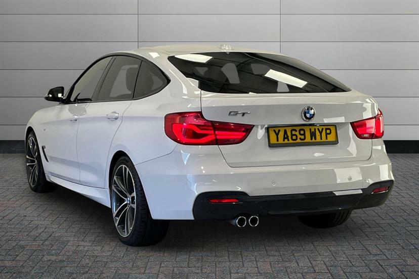 BMW 3 Series 320D 190 M Sport Step Business Media YA69WYP White #3