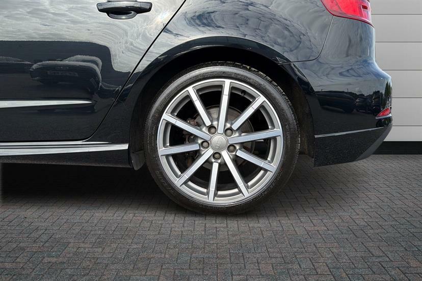 Audi A3 1.5 Tfsi Black Edition Black #5