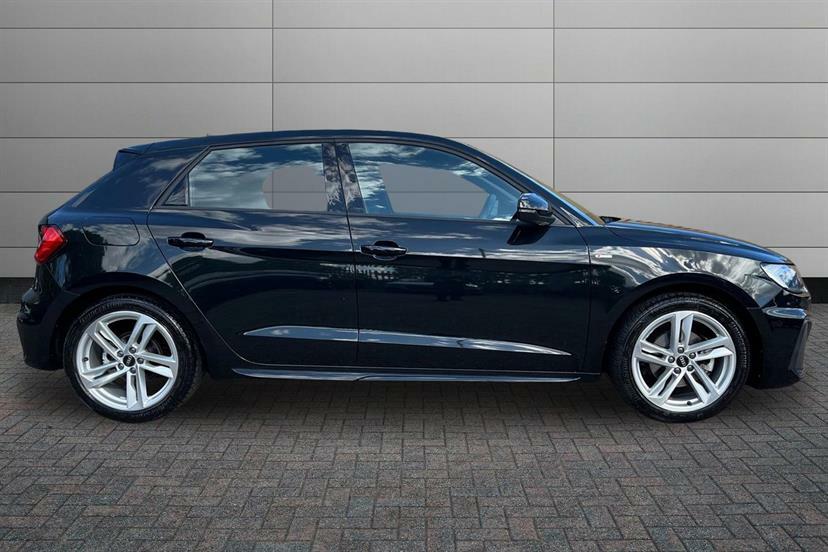 Audi A1 30 Tfsi 110 S Line Black #4