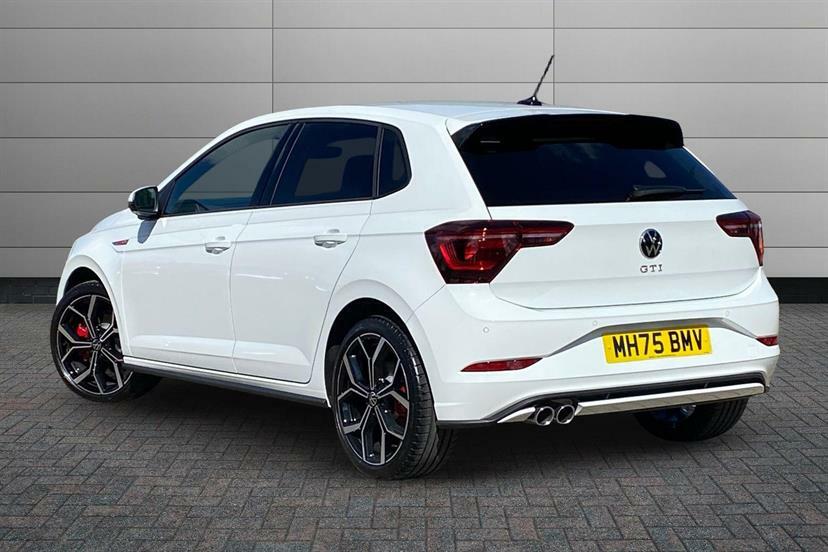 Volkswagen Polo 2.0 Tsi Gti Dsg MH75BMV White #3