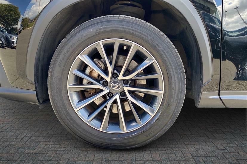 Lexus NX 350H 2.5 E-cvt Premium Pack RO23HRF Black #5