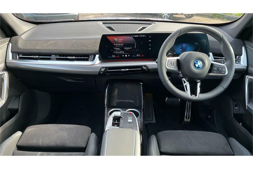 BMW iX1 150Kw Edrive20 Shadow Edition 65Kwh LS26FMK Blue #4