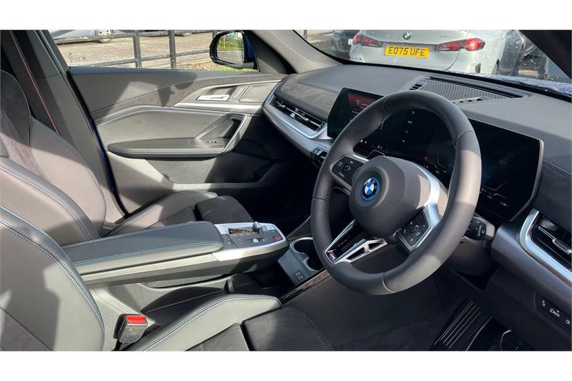 BMW iX1 150Kw Edrive20 Shadow Edition 65Kwh LS26FMK Blue #6
