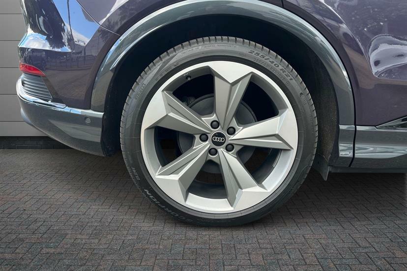 Audi Q4 E Tron 210Kw 45 Qtro 82Kwh Black Ed Tech Pro LL75XTO Grey #5