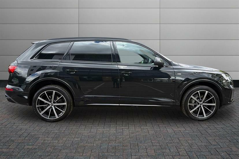 Audi Q7 50 Tdi Quattro Black Edition Tiptronic GU23UMF Black #4