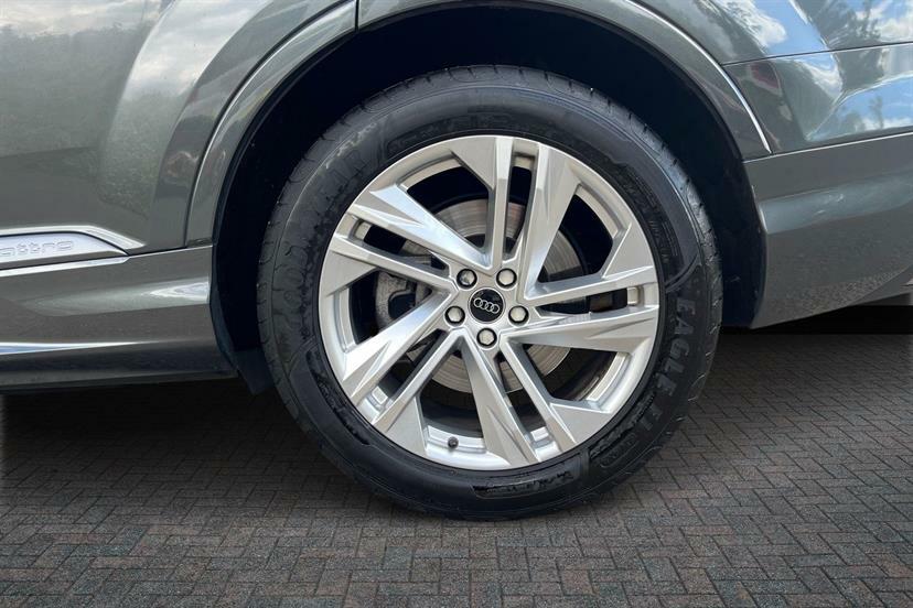 Audi Q7 55 Tfsi Quattro S Line Tiptronic LL24EPE Grey #5