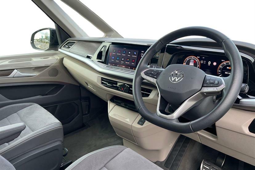 Volkswagen Multivan 2.0 Tdi Style Lwb Dsg KM25FHW Red #6