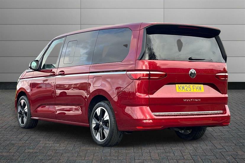 Volkswagen Multivan 2.0 Tdi Style Lwb Dsg KM25FHW Red #3