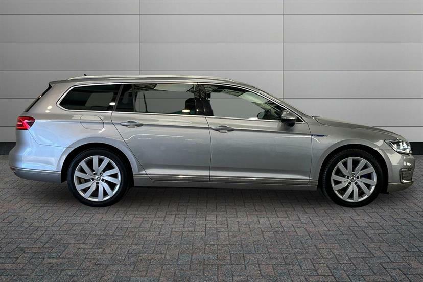 Volkswagen Passat 1.4 Tsi Gte Advance Dsg Silver #4
