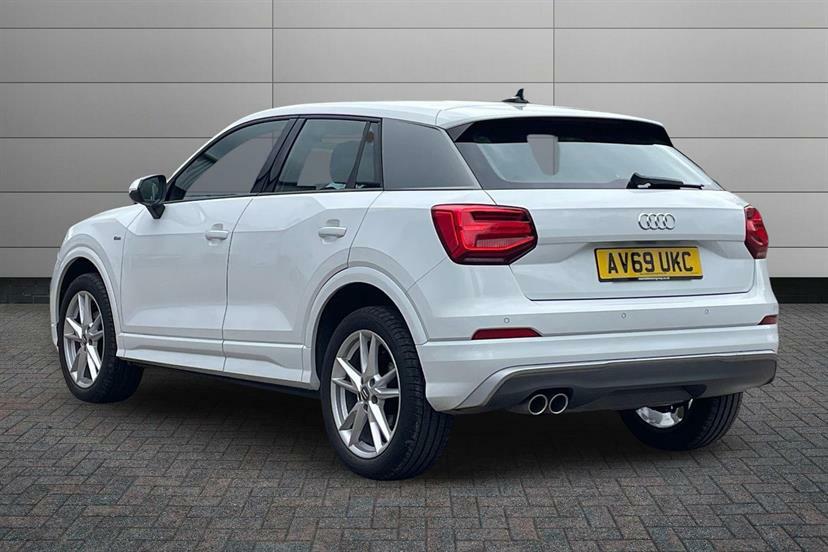 Audi Q2 35 Tfsi S Line AV69UKC White #3