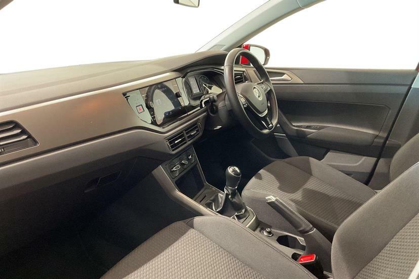 Volkswagen Polo 1.0 Evo 80 Match EO71GMF Red #2