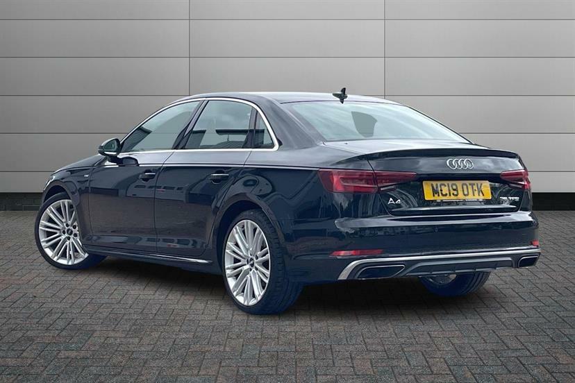 Audi A4 35 Tfsi S Line MC19OTK Black #3