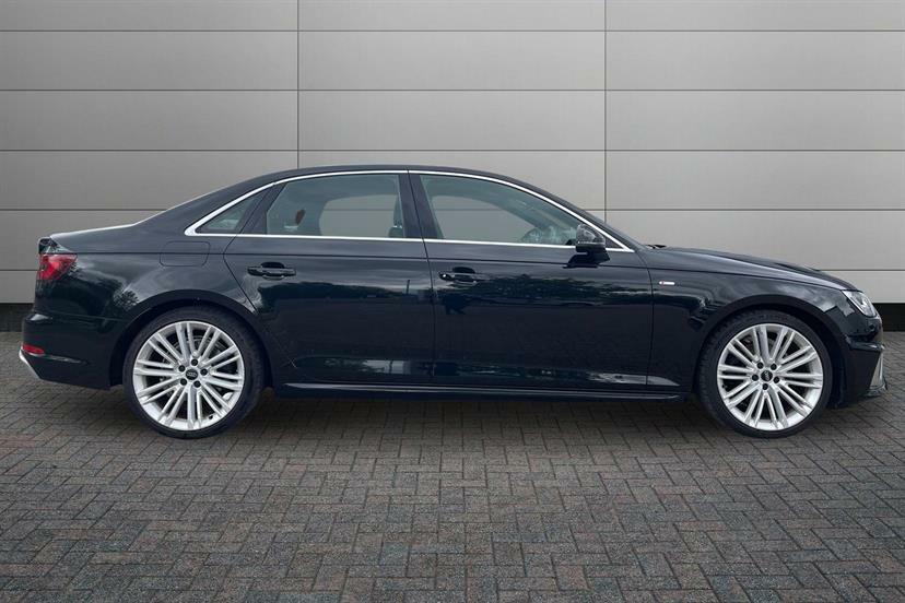 Audi A4 35 Tfsi S Line MC19OTK Black #4