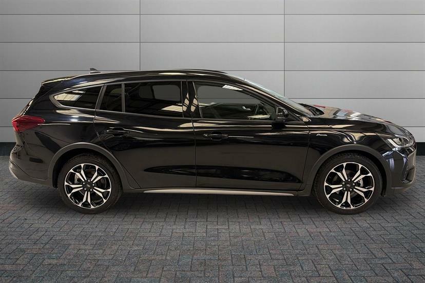 Ford Focus 1.0 Ecoboost Hybrid Mhev Active X HJ23VOC Black #4