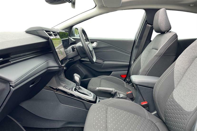 Ford Puma 1.0 Ecoboost Hybrid Mhev Titanium Dct Black #2