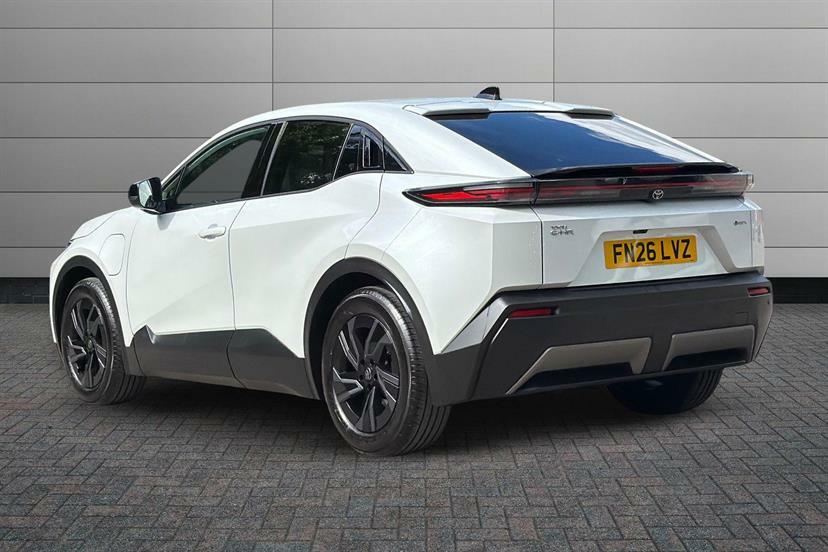 Toyota C-Hr 165Kw Design 77Kwh White #4