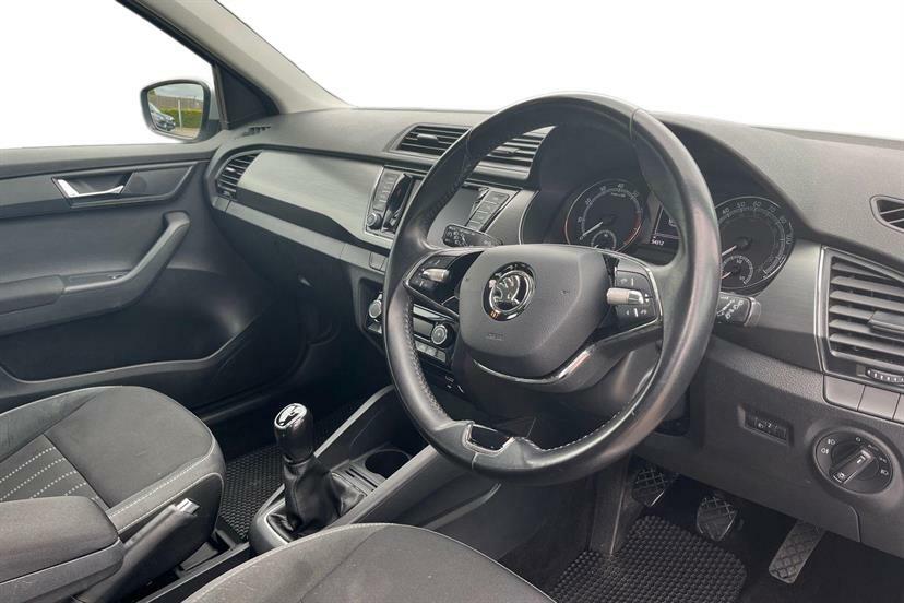 Skoda Fabia 1.0 Tsi Se L GD21RXH Silver #6
