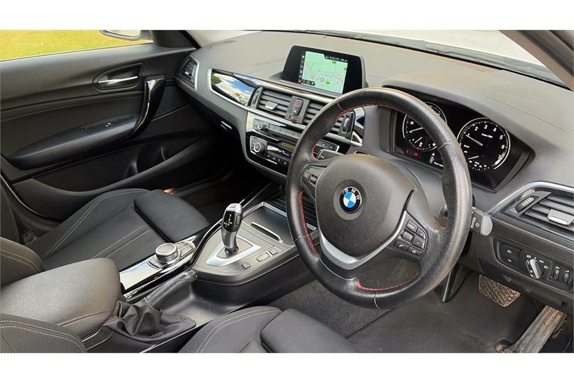 BMW 1 Series 118I 1.5 Sport Navservotronic Step LE19WLZ White #6