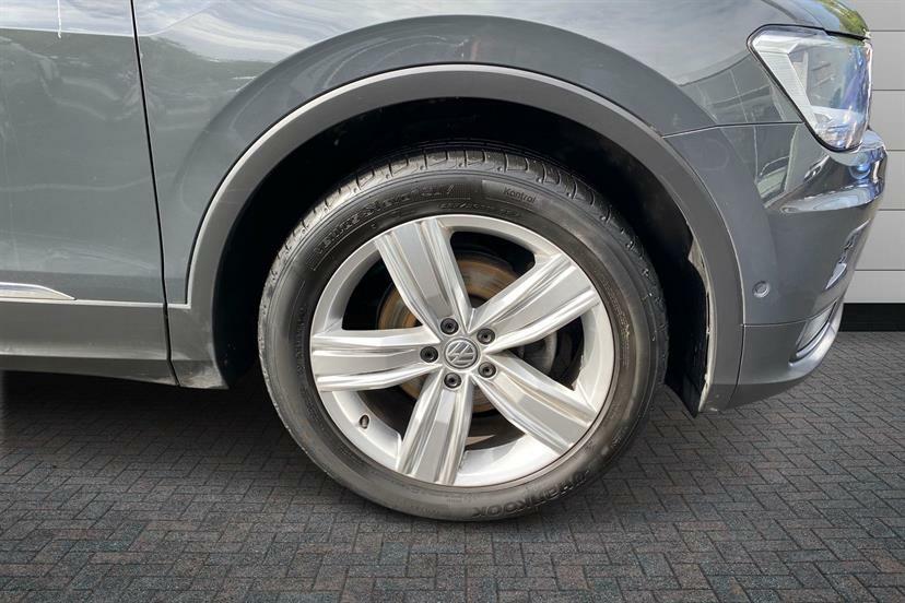 Volkswagen Tiguan 1.5 Tsi Evo 150 Match WU70HFA Grey #5