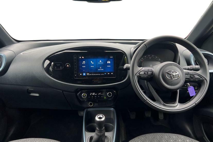 Toyota Aygo X 1.0 Vvt-i Edge Black #5