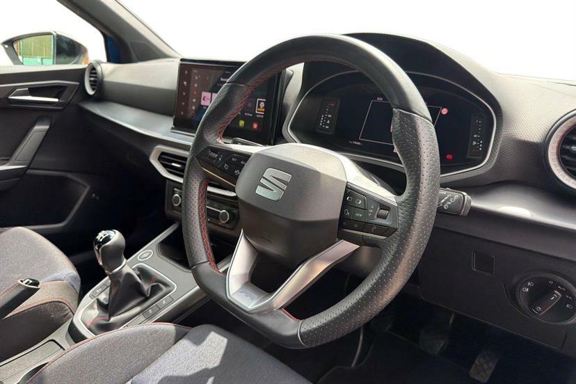 Seat Arona 1.0 Tsi 115 Fr Limited Edition OU74YST Black #6