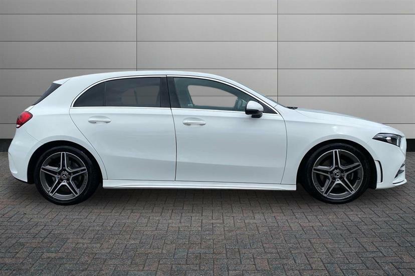 Mercedes-Benz A Class A200 Amg Line LO69CCV White #3