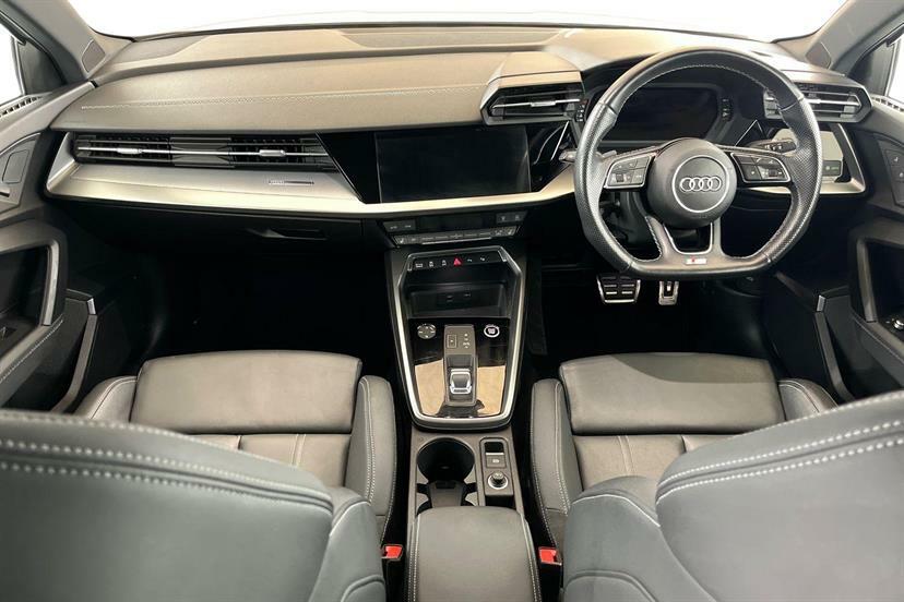 Audi A3 35 Tfsi S Line S Tronic LV70EWS White #6