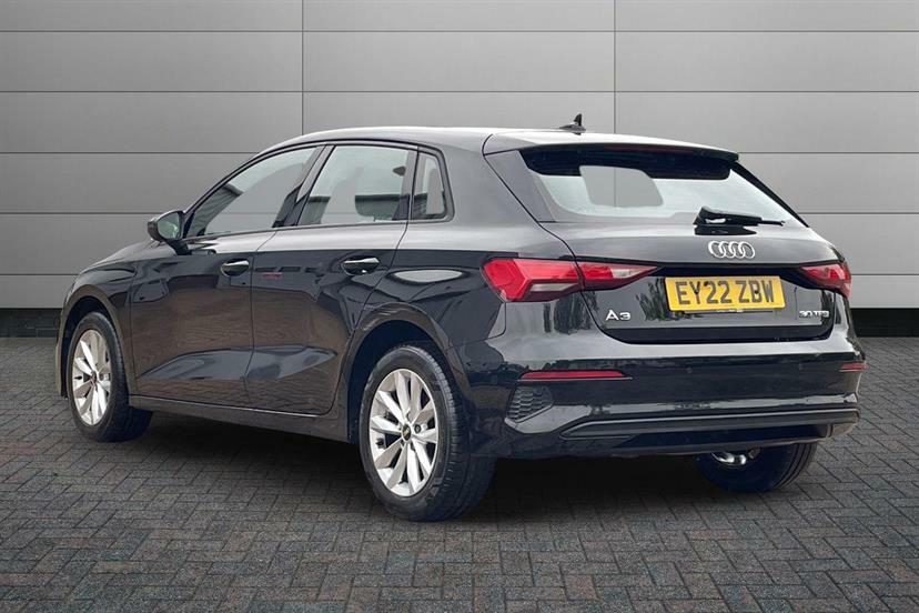 Audi A3 30 Tfsi Technik EY22ZBW Black #3