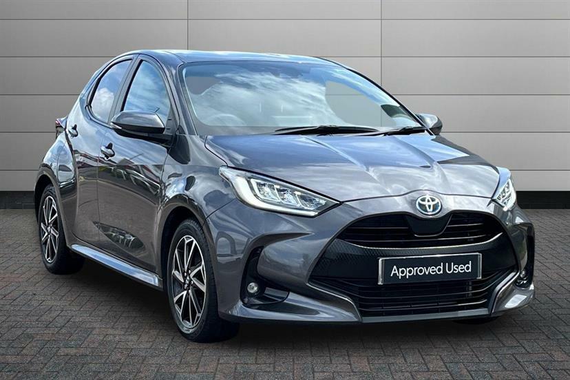 Toyota Yaris 1.5 Hybrid Design Cvt Grey