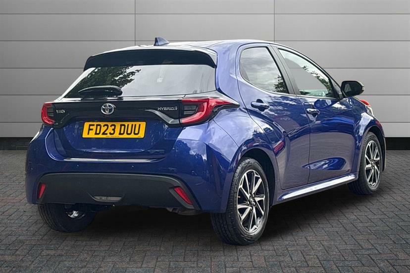 Toyota Yaris 1.5 Hybrid Design Cvt FD23DUU Blue #2